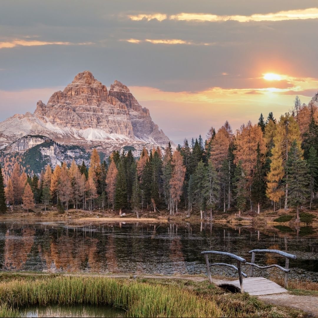 Moutain with lake and bridge