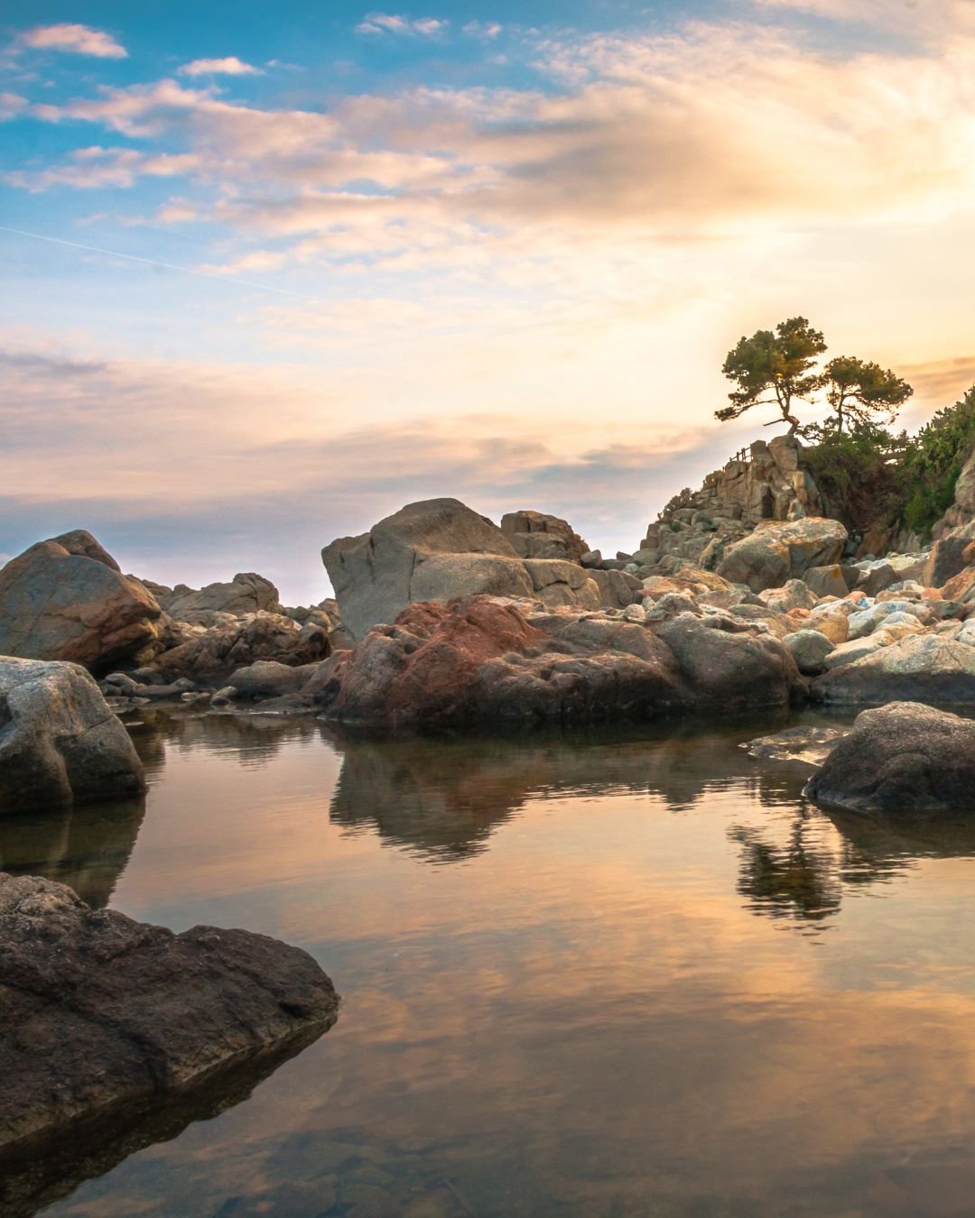 ocean rocks