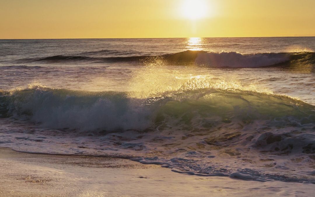 sun and waves