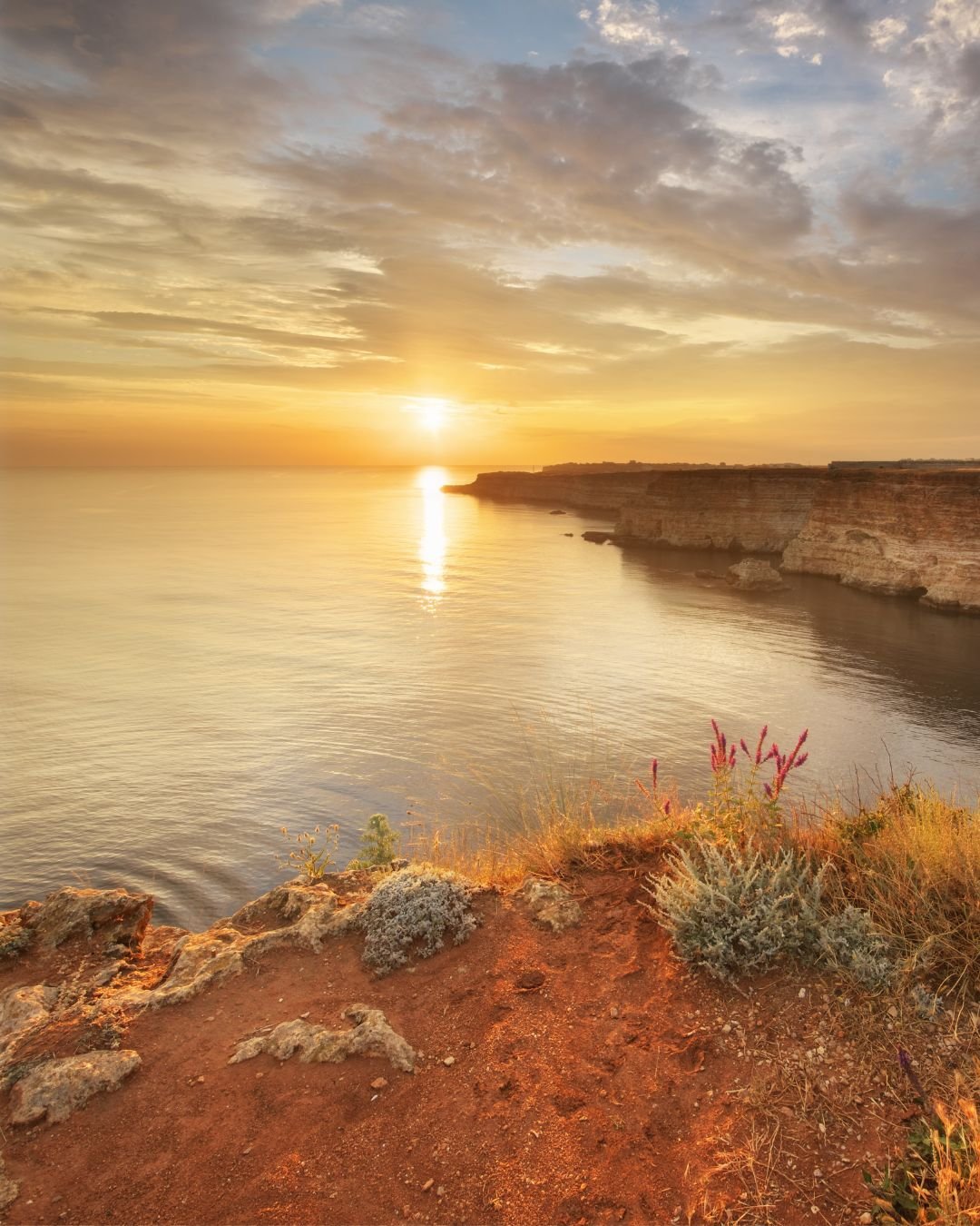 sunrise over bay