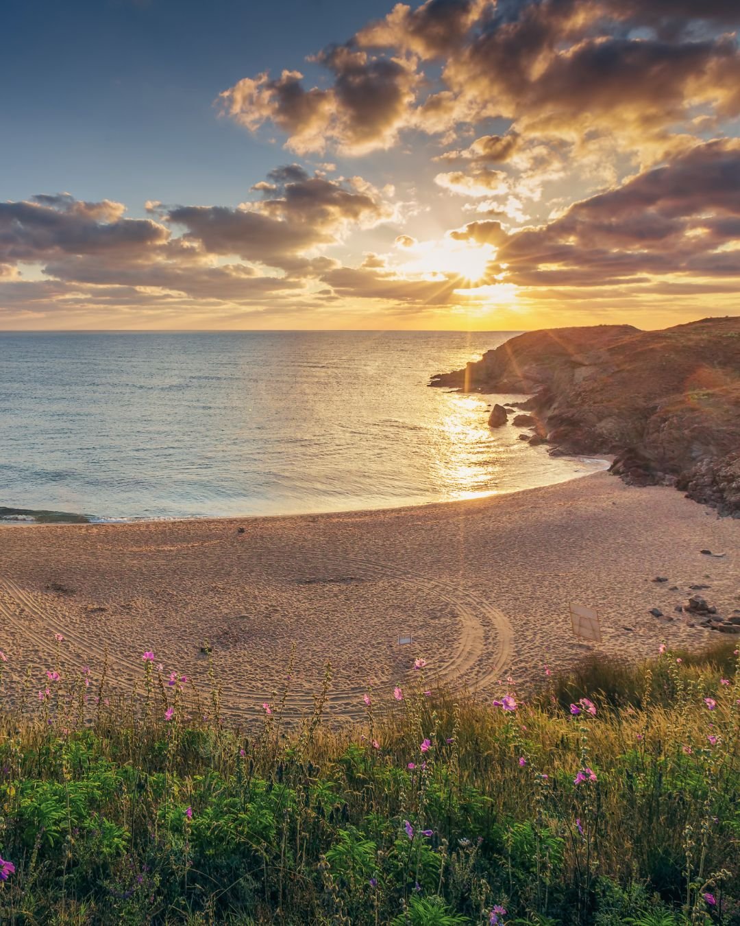 sunrise over bay