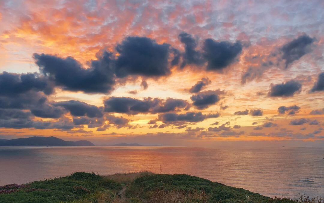 sunrise sky with clouds